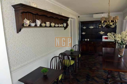 Hotel Boutique ---- Terreno 4.000 Mts Cubiertos 700 Mts