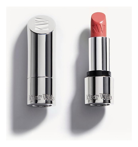 Lapiz Labial Kjaer Weis. Color De Labios Rosa Hidratante Con