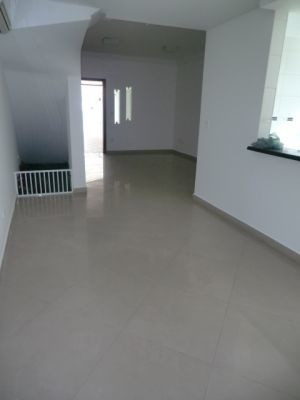 Imagem 2 de 14 de - Linda E Ampla Sobreposta Baixa - Boqueirão -