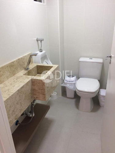 Apto Com 4 Dorm. Sendo 2 Suítes Na Quadra Mar - 2573