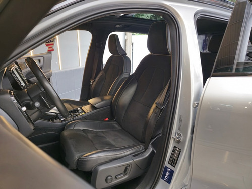 Volvo XC40 2.0 T5 GASOLINA R-DESIGN AWD GEARTRONIC