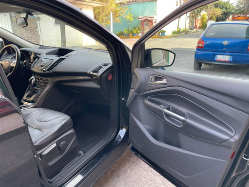 Ford Escape 2.5 Trend Advance Mt
