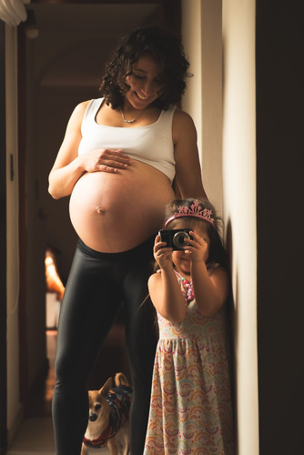 Sesión De Fotos De Maternidad Auténtica