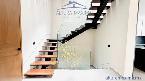 Lujosa Casa Nueva En Venta Villa Verona Zona Andares Zapopan