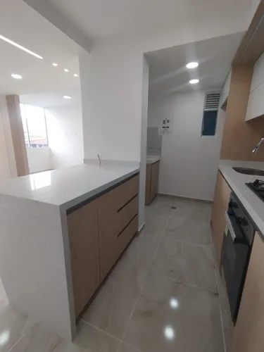 Apartamento En Arriendo En Evaristo García. Cod A11681