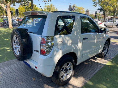 Suzuki Grand Vitara Glx 1.6 4wd 2013