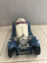 Comprar Alfa Romeo Spider 2300 Año 1932 A Escala 1:18