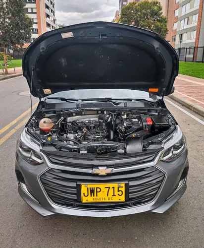 Chevrolet Onix 1.0T Premier Sedan At