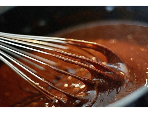 Imagem 6 de 6 de Batedor De Ovos Bolo Fouet Profissional Aço Inox 27 Cm