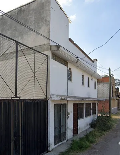 Casa De Dos Nieveles, Ubicada En La Colonia San Cristobal Tepontla, Puebla