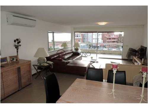 Imagen 10 de 30 de Al Mar Con Parrillero,todos Los Servicios, Garage - Punta Del Este Mansa