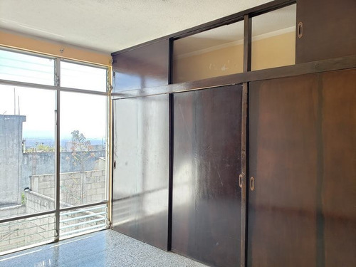 Imagen 4 de 8 de Casa En Venta Sobre Boulevard San Jacinto Mixco