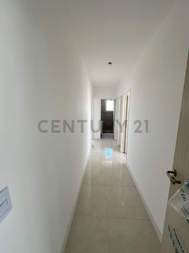 Espectacular 4 Amb A Estrenar! 120 M2 Con 2 Cocheras
