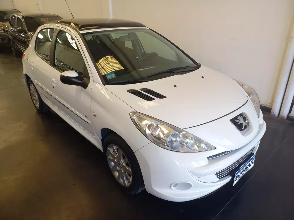 Peugeot 207 1.4 Feline Hdi 70cv