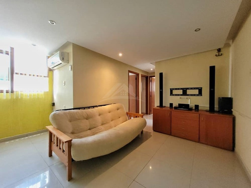 Imagen 7 de 14 de En Venta Apartamento En Lecheria Residencia Madre Vieja