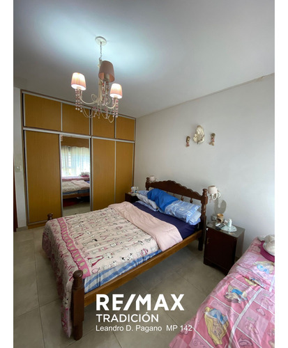 Casa En Venta Ubicación Residencial 7 Ambientes.-