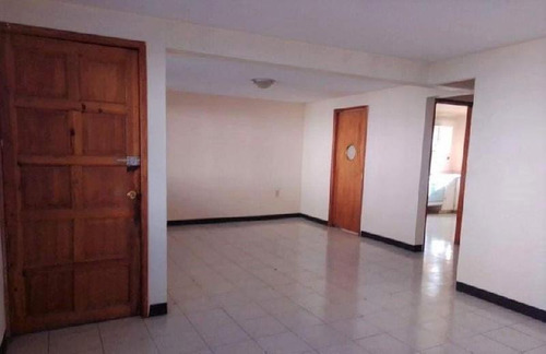 Imagen 2 de 10 de Casa Comercial En Renta En Jardines De La Hacienda, El Jacal, Querétaro
