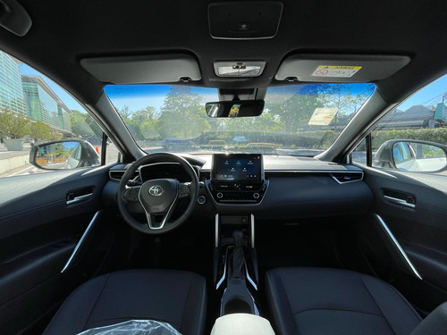 Imagen 14 de 16 de Toyota Corolla Cross 1.8 Seg Hv E-cvt 2023