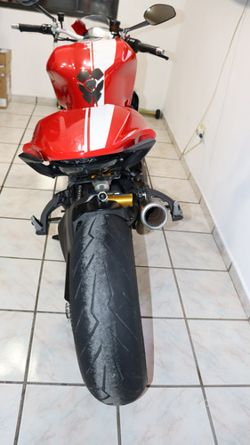 Monster 1200s Stripe