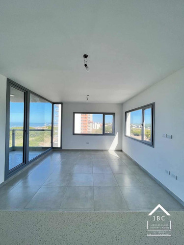 Imagen 3 de 20 de Venta Departamento 2 Dormitorios Frente Al Mar Monte Hermoso. Torres Al Mar.
