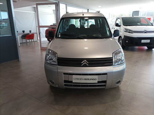 Imagen 3 de 16 de Citroën Berlingo Multispace 1.6 Xtr Vti 115 - Avec Citroën
