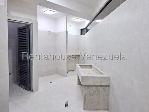 Local Comercial Para Taller O Concesionario En Alquiler Los Ruices #25-16956 Keiber Hoyer Rah