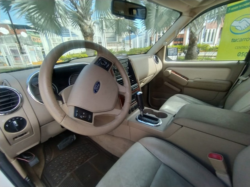 Imagen 8 de 13 de Ford Explorer