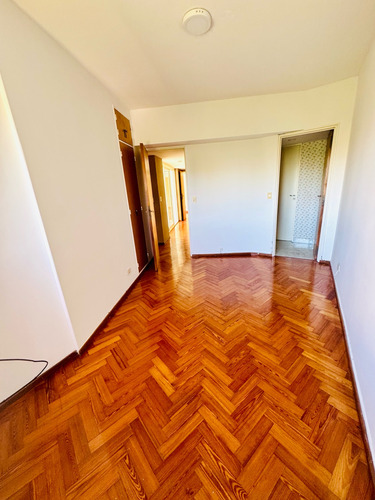 Departamento En Venta ,cochera Y Baulera En Belgrano R. Oportunidad