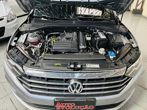 Volkswagen Jetta 1.4 Comfortline 250 Tsi Flex Aut. 4p
