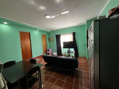 Se Vende Casa En Pasaje Los Manzanos Con Guindales Alto Hosp