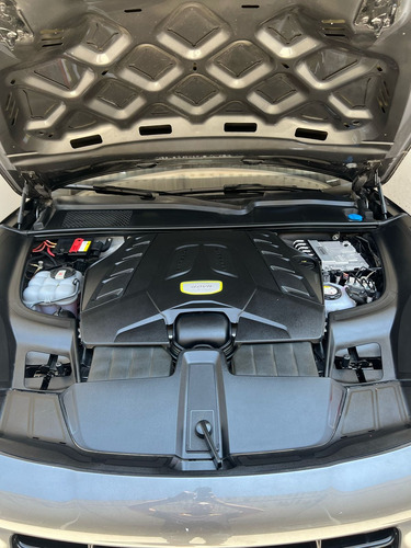 Porsche Cayenne Turbo S E-hybrid Coupe 4.0 Lts