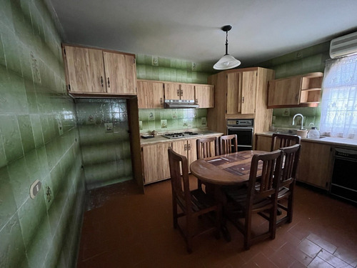 ¡venta! Casa Quinta En Urb. El Castaño, Maracay.