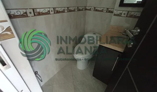Oficina En Arriendo En Bolarqui. Cod A6736