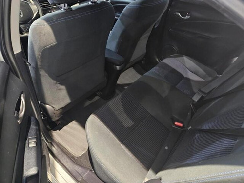 Toyota Yaris Sedán 1.5 16V FLEX SEDAN XL MULTIDRIVE