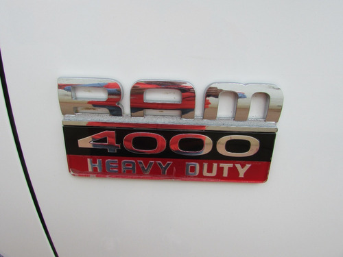 Imagen 8 de 15 de Ram 4000 Crew Cab 2014 Chasis Cabina 4x4 Ta