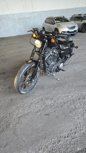 Harley Davidson Sportster Iron 883