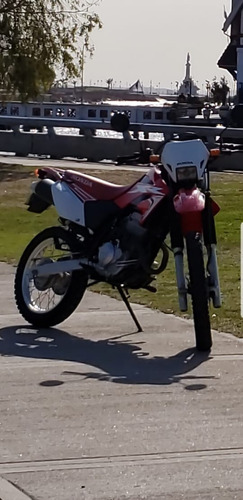 Imagen 4 de 11 de Honda Xr Tornado 250.