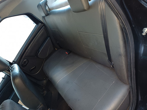 Renault Logan 1.6 Expression Hi-torque 4p