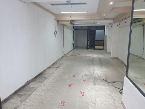 Imagen 9 de 13 de Local En Tribunales, Oportunidad Comercial!