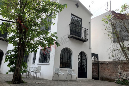 Casa De Epoca En Venta, Popotla, Totalmente Restaurada Y Re