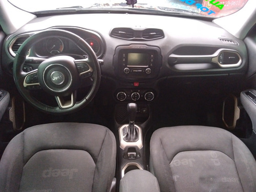 Imagem 12 de 15 de Jeep Renegade 2016 1.8 Longitude Flex Aut. 5p