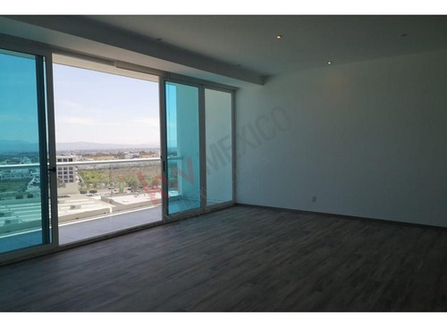 Departamento En Venta Juriquilla Santa Fe Con Balcon