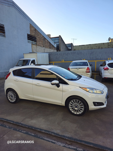 Ford Fiesta Kinetic 1.6 Titanium Powershift 120cv