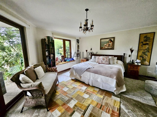 Casa En Venta De 6 Dorm. En Bosques De Montemar, Concón