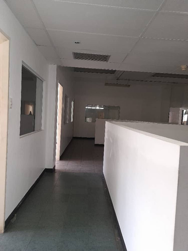 Imagen 2 de 12 de Alquilo Galpón 720m2 La California Sur 3224