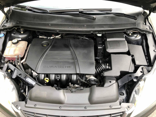 Ford Focus Ii 2.0 Ghia - A/2012 - Tope De Gama - Como Nuevo