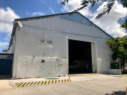 Imagen 1 de 7 de Bodega Comercial En Renta Revolucion