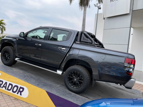 Imagen 7 de 15 de Mitsubishi L200 2021 2.5 Di-d Cabina Doble 4x4 Mt
