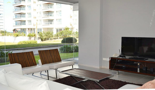 Imagen 18 de 28 de Brava Biarritz. Playa Brava. Punta Del Este. Apartamento A La Venta 3 Dormitorios En Suite. - Punta Del Este Brava