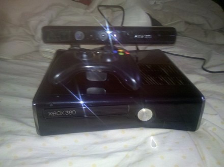 Xbox Slim Negro 250gb+2 Controles+5 Juegos